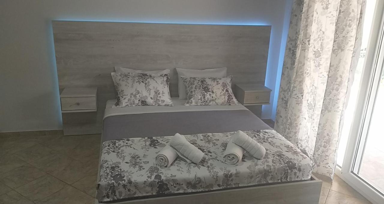Apartament Studio Garden Nea Kallikrateia Zewnętrze zdjęcie